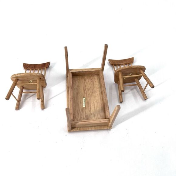 Vintage 2 Light Wood Spindle Chairs & Kitchen Table Dollhouse Miniature 1:12 - Picture 5 of 5